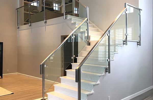Glass stair railing 1