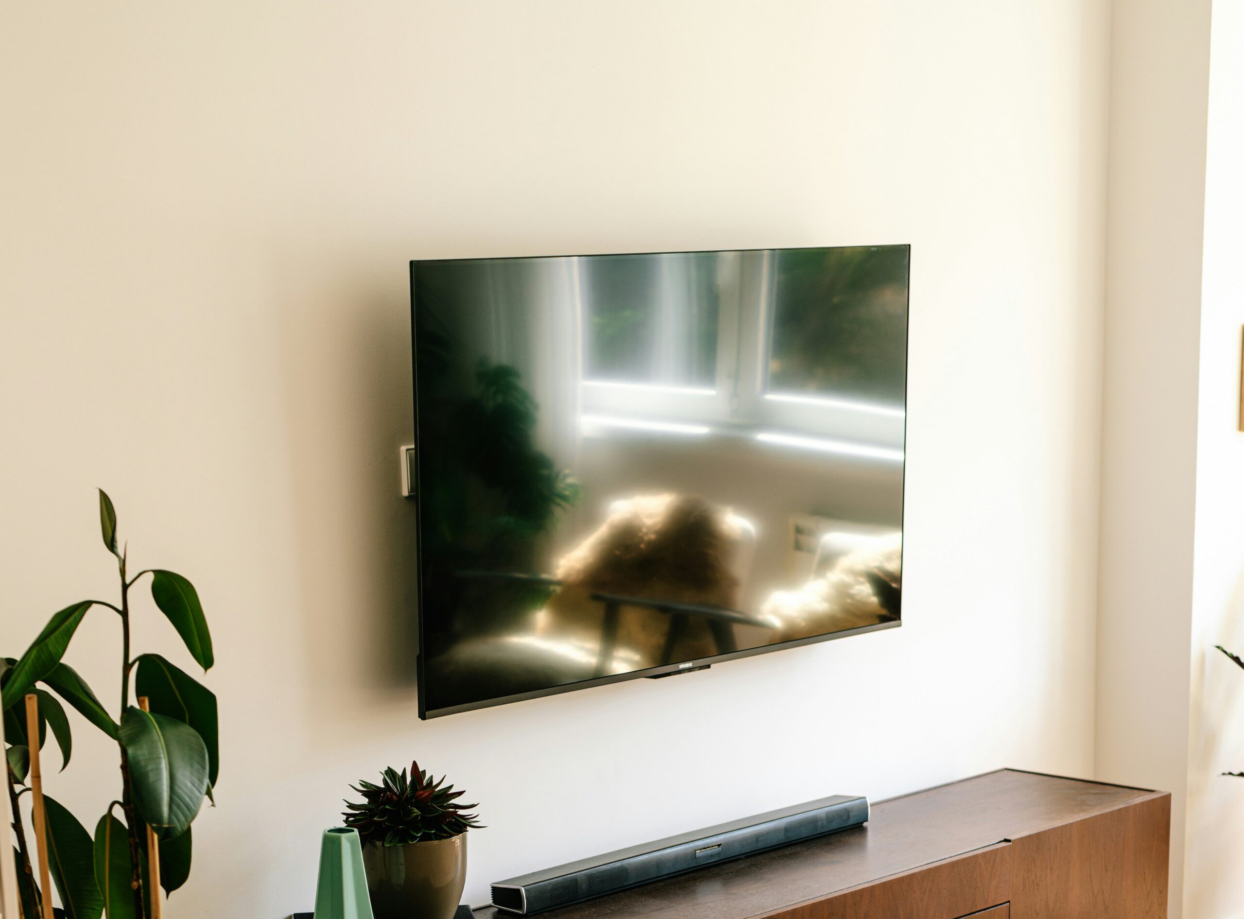TV glare